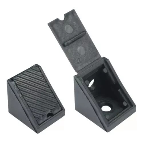 ESCUADRA TRIANGULO PVC  NEGRO